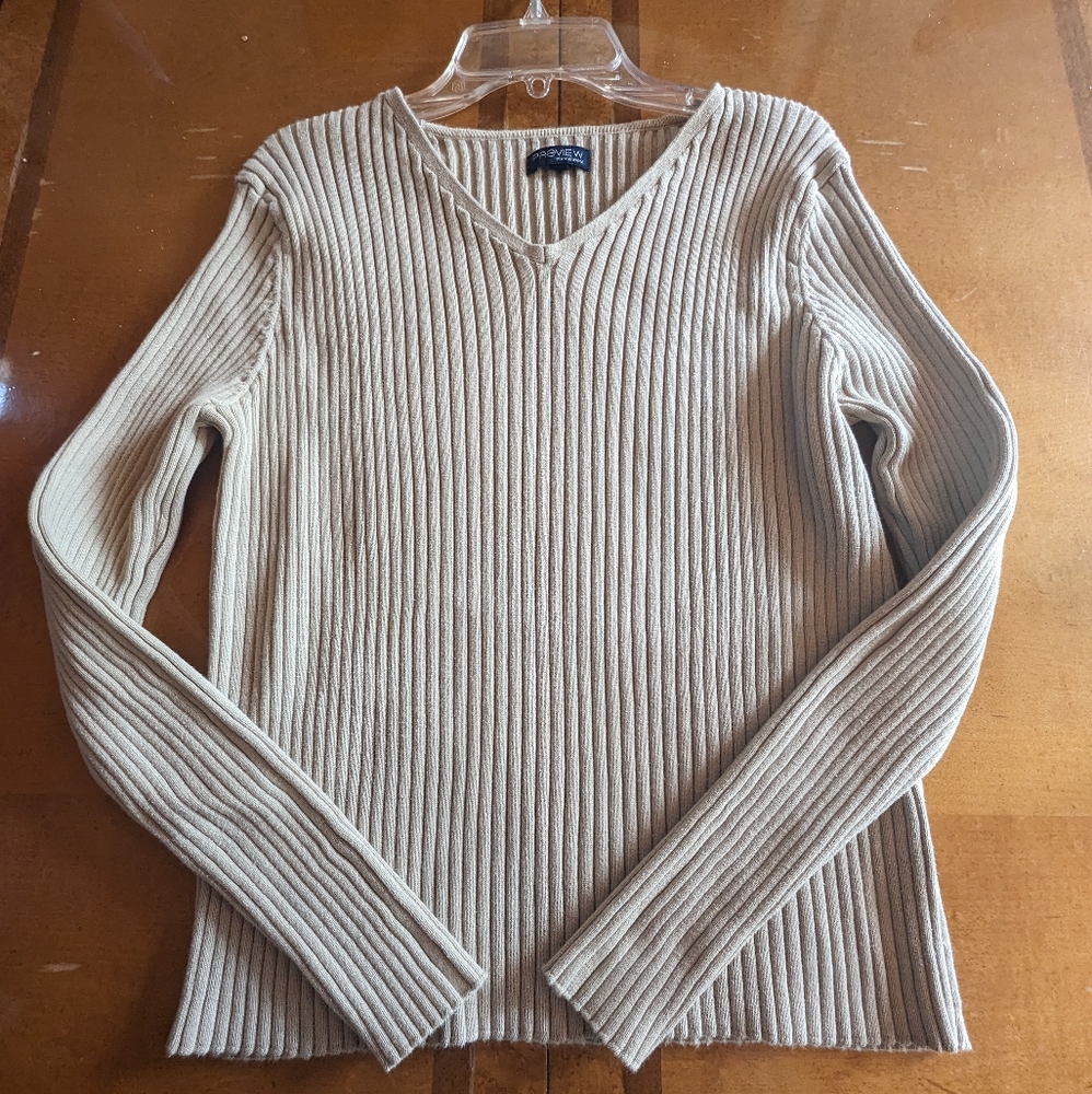 Preview international Sage green sweater size L